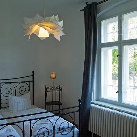 Altes Lotsenhaus Vi Апартаменты Тиссов