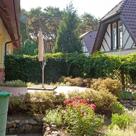 Altes Lotsenhaus Vi Апартаменты