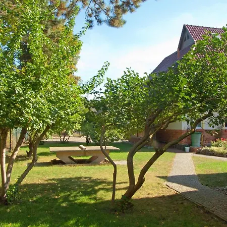 Altes Lotsenhaus Vi Апартаменты Тиссов